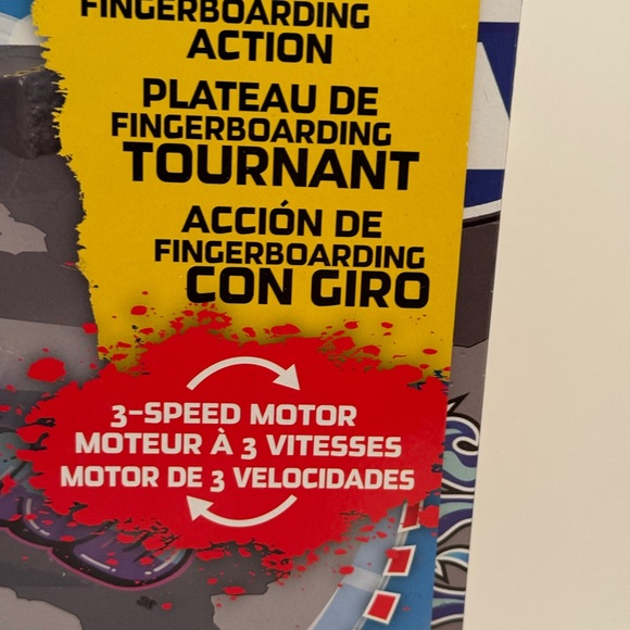 Tech Deck Shredline 360 Motorized Spinning Playset 20” W Exclusive Board New - Picture 3 of 11